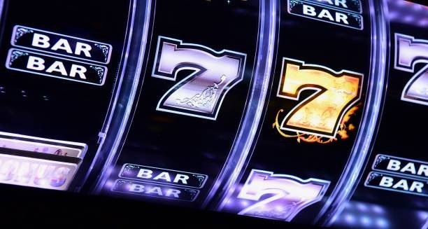Outside bet zones Outside betting zones: red/black, odd/even, high/low